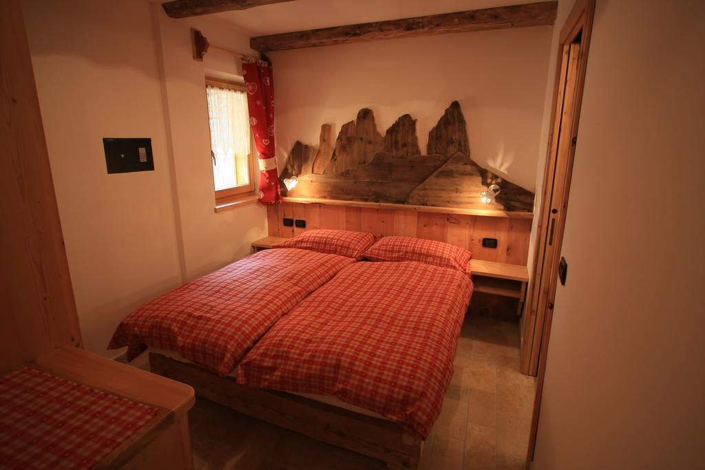 Chalet Pian Campitello di Fassa Exterior foto