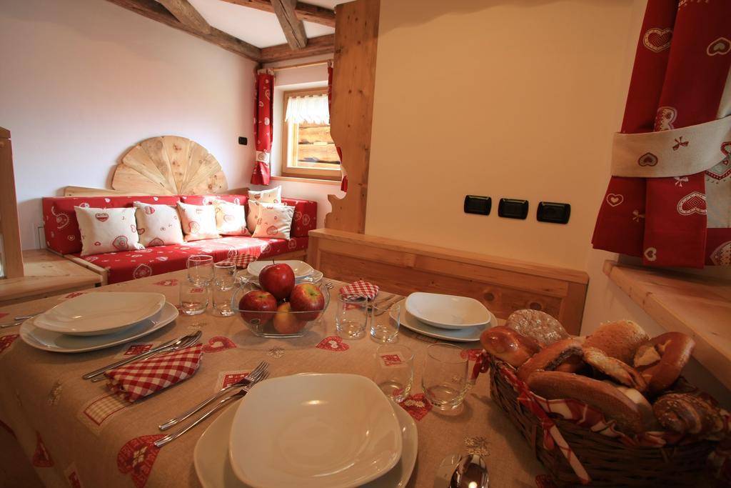 Chalet Pian Campitello di Fassa Habitación foto